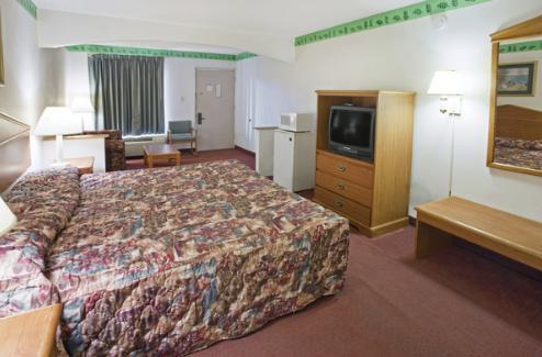 Americas Best Value Inn - Manchester Room photo